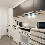 Flateli Espronceda 22