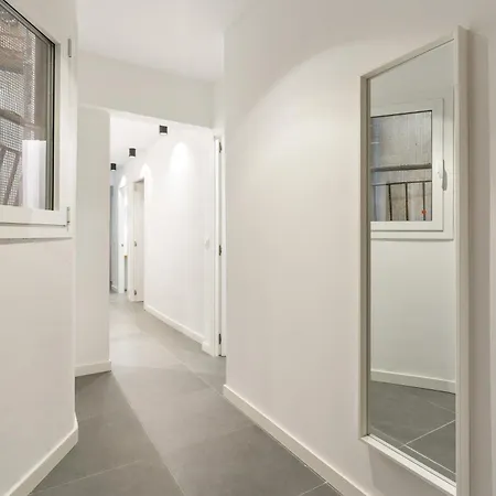 Flateli Espronceda 22 Βαρκελώνη